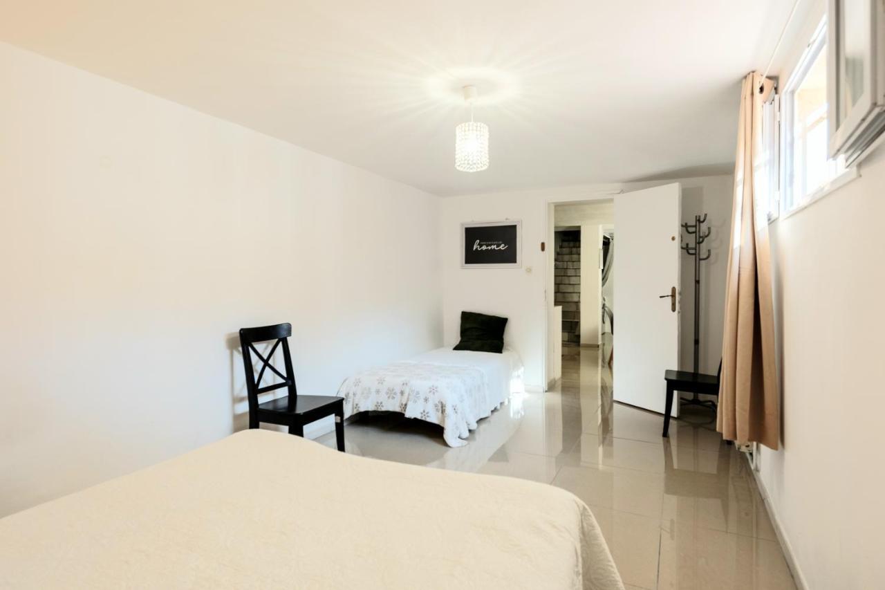 Villa Avec Piscine Et 3 Logements Ideale Groupe Marsilia Exterior foto